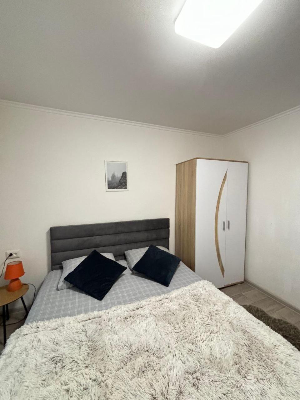 Nice2greetyou Apartment